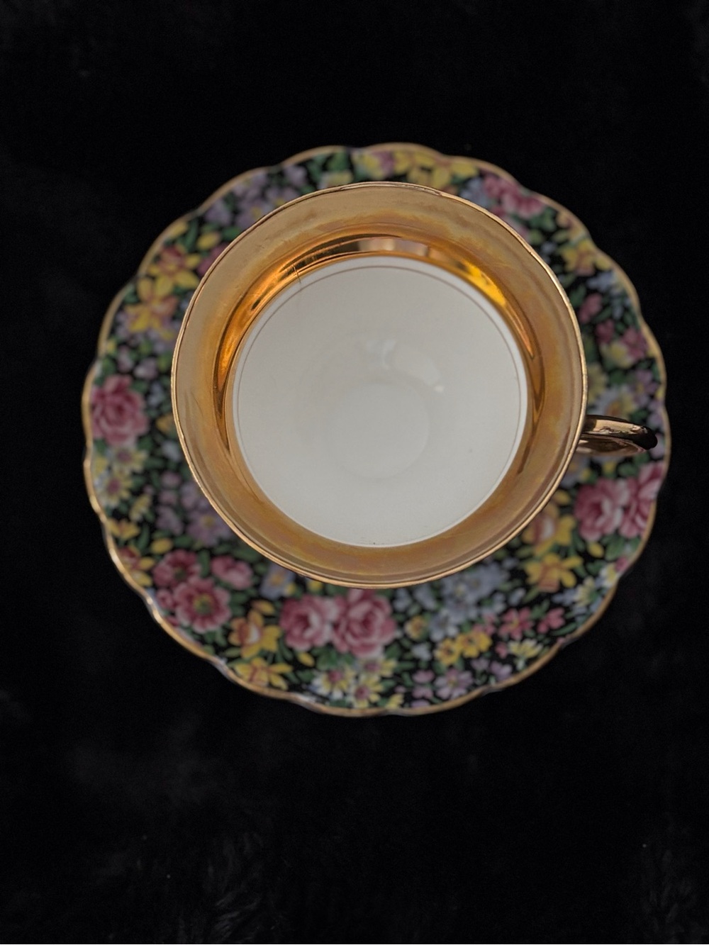 Vintage Rosina Floral Chintz Teacup & Saucer - Picture 12 of 13